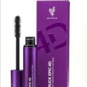 Younique 4D Epic Moodstruck Mascara